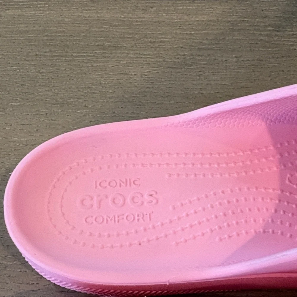 CROCS Women's Bubblegum Pink Slip-On Sandals - Picture 2 of 5